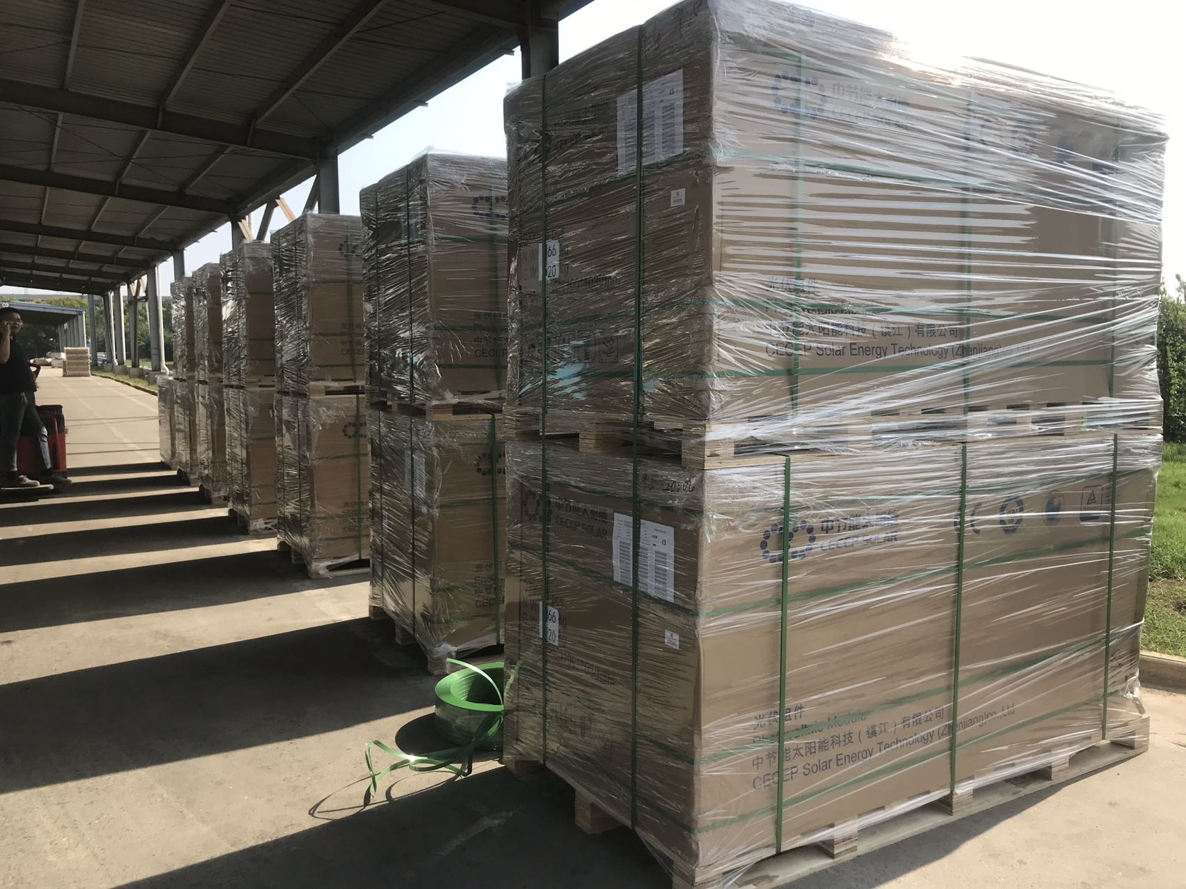 Cecep 440W 450W Hochleistungs-Solarmodule für den Hausgebrauch 36 Pcs